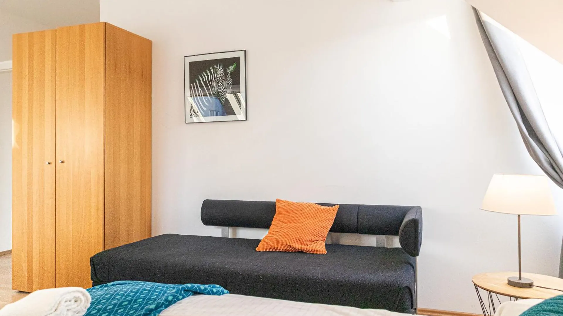 Comfy 2Br Apt, Near Bahnhof Rennweg & Belvedere Vienna Austria