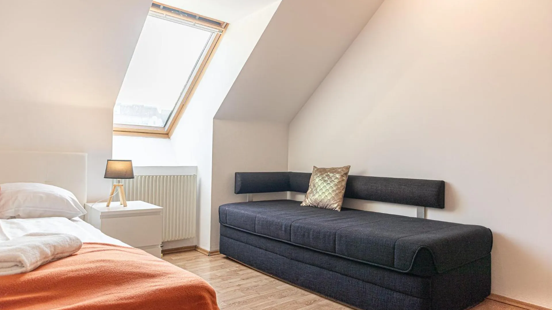 Comfy 2Br Apt, Near Bahnhof Rennweg & Belvedere Vienna 0*,  Austria