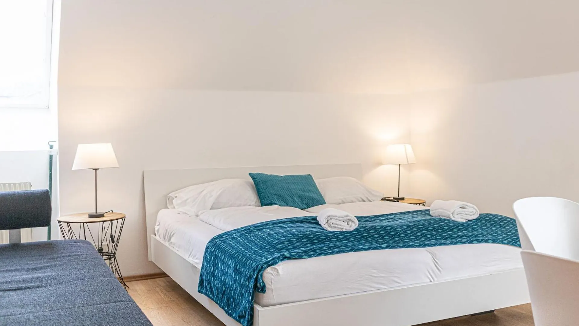 Comfy 2Br Apt, Near Bahnhof Rennweg & Belvedere Vienna 0*,  Austria