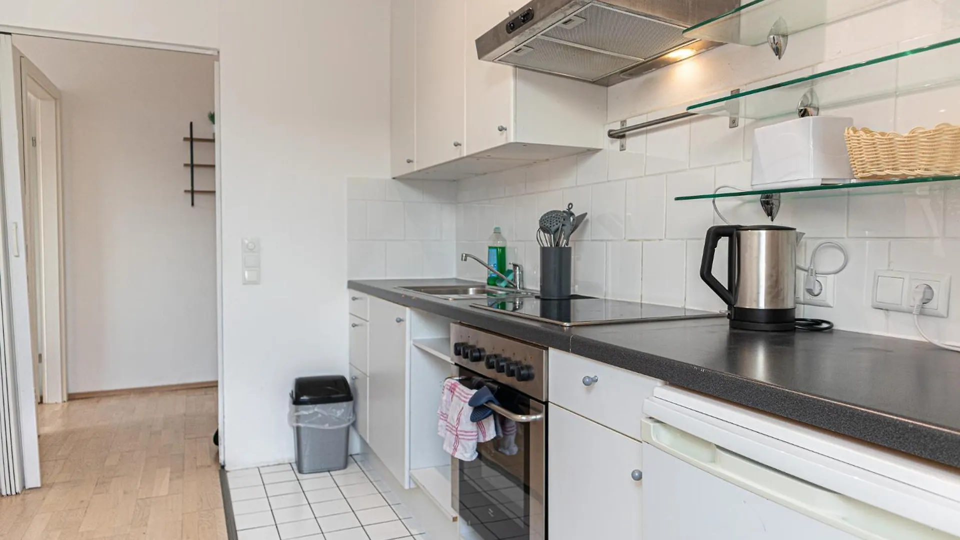 Apartmán Comfy 2Br Apt, Near Bahnhof Rennweg & Belvedere Vídeň Rakousko